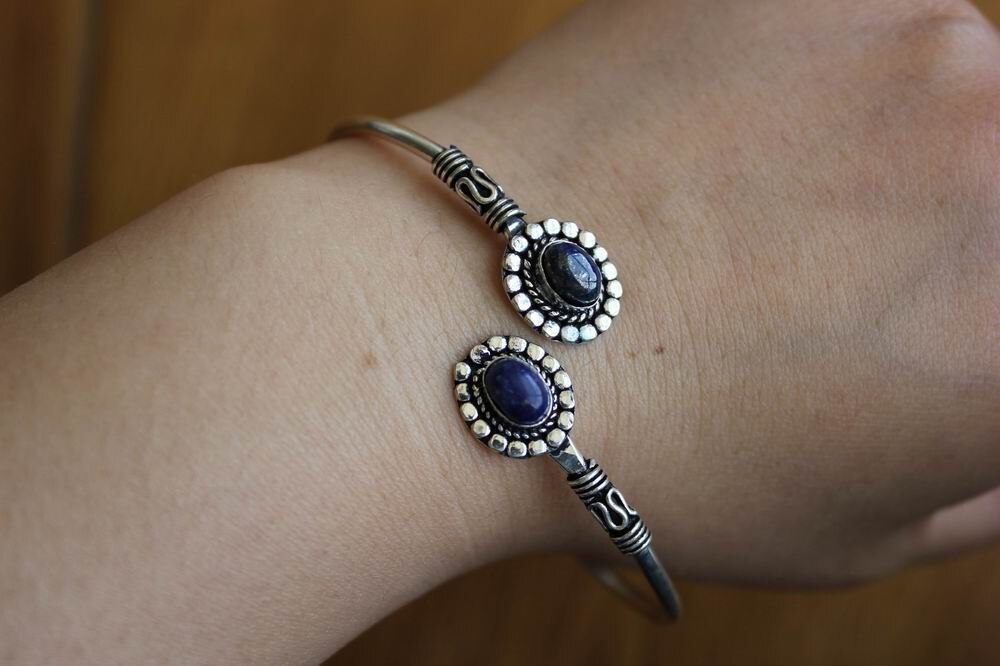 BR455 Tibetaans Zilver Ingelegd Lapis Black Onyx Maansteen Bangle Manchet Handgemaakte Nepal Bloem Vrouwen Verstelbare Armband