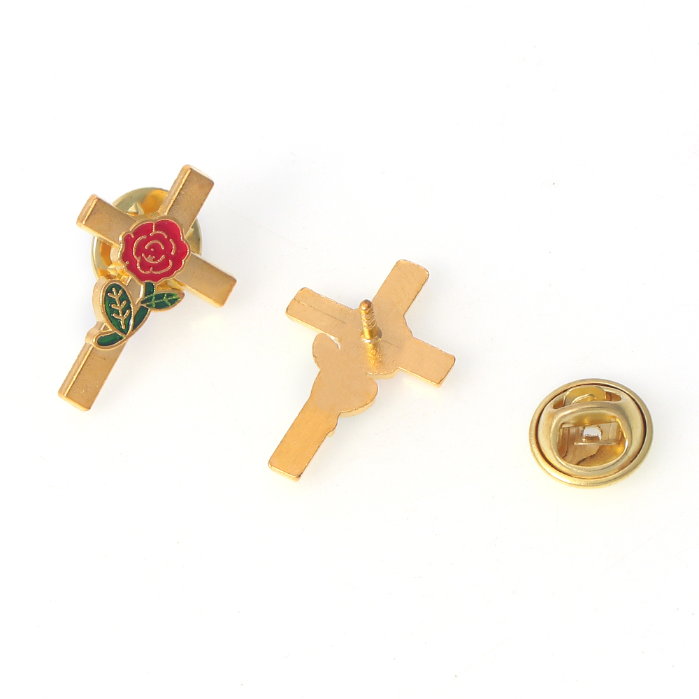 1 sæt rosenbrocher krydsmedalje broche jhs medalje flerfarvet til kvinder taske reversnåle mænd smykker religiøs nål