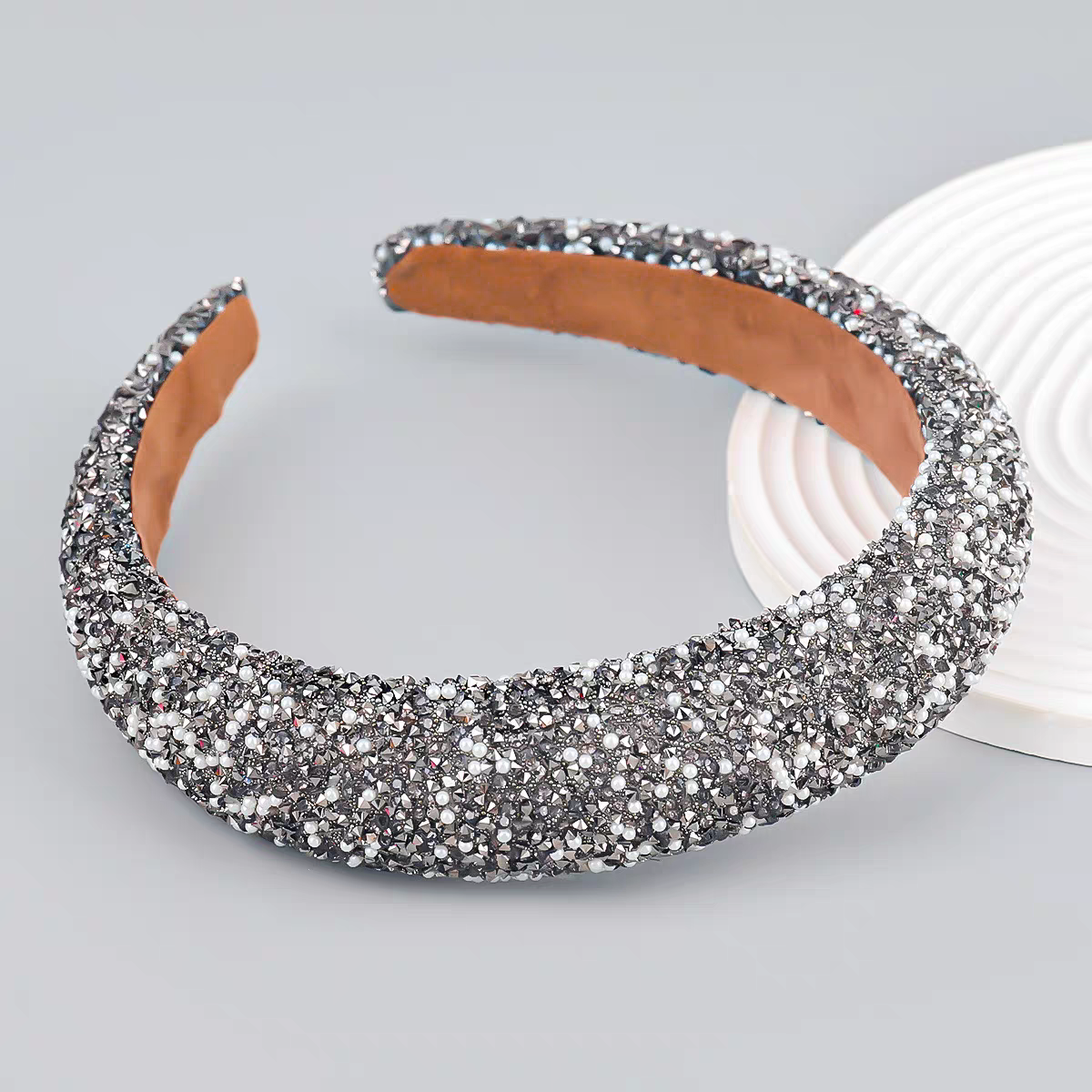 Diadema con cuentas glamurosas, diadema barroca con perlas de cristal ostentosas, diadema cruzada ancha, accesorios para el cabello brillantes y magníficos para mujer,