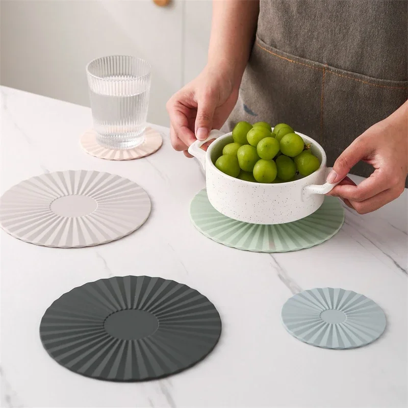 Posavasos redondos de silicona resistentes al calor, posavasos antideslizantes, mantel individual para mesa, almohadilla de protección para té, accesorios de utensilios de cocina