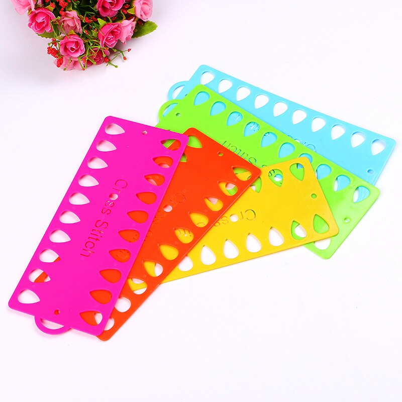 Cross stitch threading board suzhou embroidery special color plastic threading board winding board cross stitch winding board