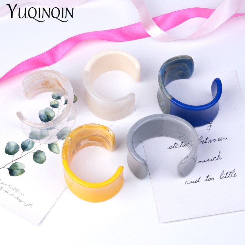 Großen Charme Elegante Jahrgang Stulpe Weit Öffnen Armbinde Armreifen für Frauen Harz Acryl Einfache Beste Punk Schmuck
