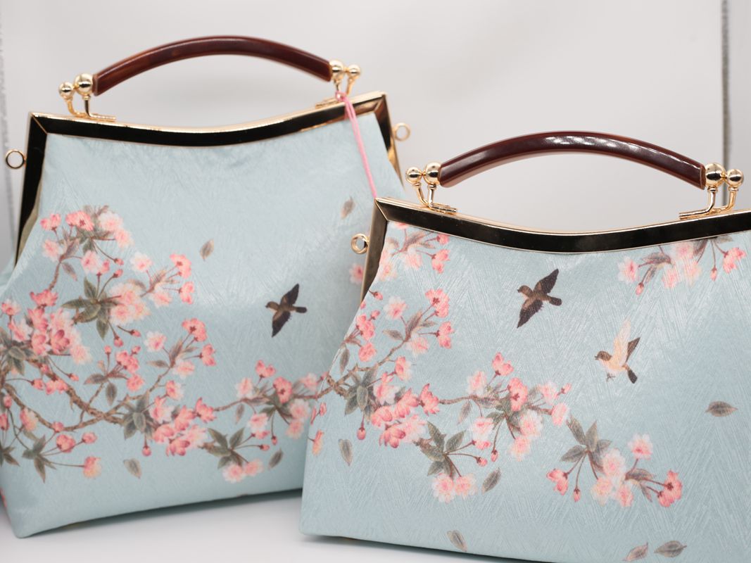 Doudou Uniform bag, cheongsam bag, antique bag, single shoulder bag, , dinner bag, Handmade Bag, women's bag, gold bag,