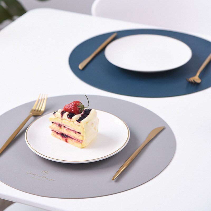 Inyahome runde læder dækkeservietter til spisning imiterede store pu dækkeservietter og små kaffeunderlag til køkken i hjemmet vandtætte