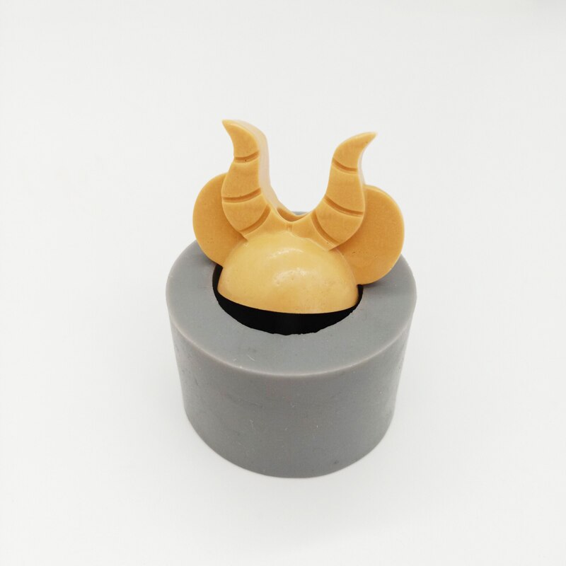 KLM Mouse Head DIY Handmade Epoxy Mould Silicone Straw Topper Molds: 4