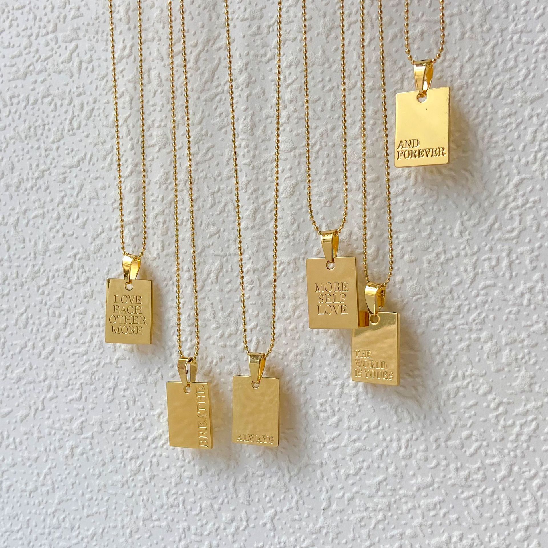 Collier avec pendentif en acier inoxydable pour femmes, couleur or, , accessoire de bijouterie, Alphabet d'amour, bénédiction