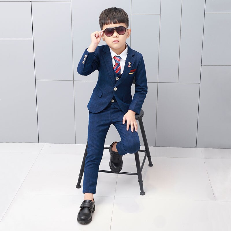 Formal Wedding Boys Suits 4 Pieces Dress Children Costume Tuxedo Kids Party Wear Clothes Gentlemen Teenage Ceremony School Sets