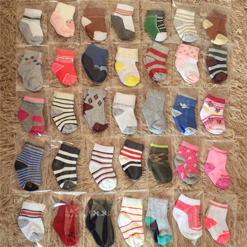 202 5Pairs Neugeborenen Baumwolle infant Anti-slip socken Baby socken boden socken Jungen Mädchen Niedlichen Cartoon tier Baby kleinkind Socken