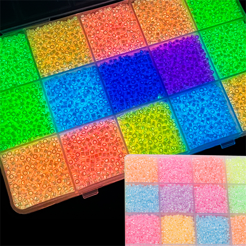 10g 700 Uds 2,5mm cuentas de semilla de vidrio luminosas que brillan en la oscuridad 1mm agujero para fabricación de joyería DIY pulsera collar cuentas artesanales