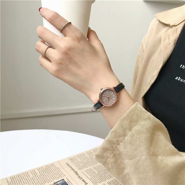 Retro Relojes de mujer Vintage cualidades pequeñas señoras relojes de pulsera de cuero Vintage reloj de de reloj femenino: Black Brown