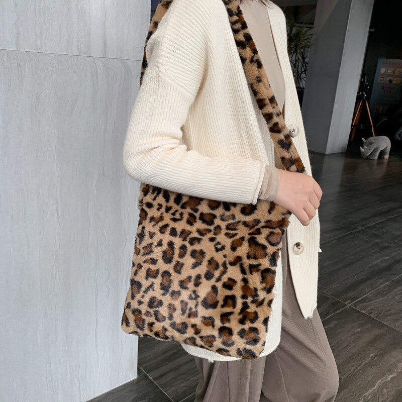 Women Fur Print Leopard Bag Ladies Winter Warm Crossbody Bags Famous Brand Large Capacity Shoudler Bag Clutch