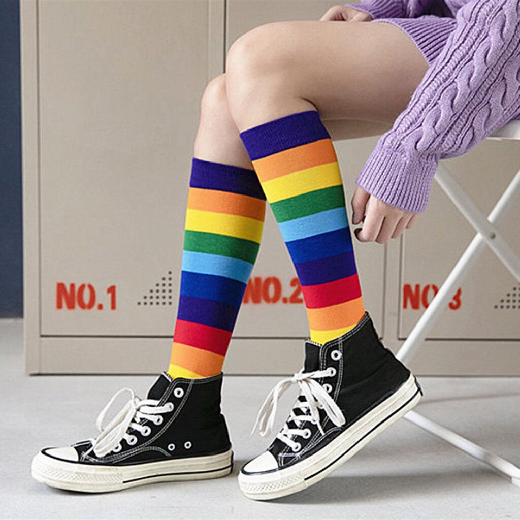 Sokken Gestreepte Lange Sokken Regenboog Stapel Heldere sokken zachte Warme Dij Hoge Sokken Voor Dames Meisjes Mode Gestreepte Knie sokken