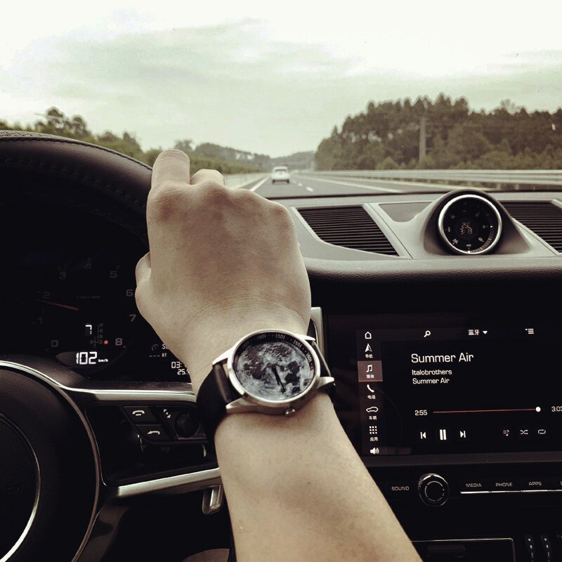 Enmex montre-bracelet 3D lune boîte en acier inoxydable peinture à l'huile visage horloge quartz horloge montre