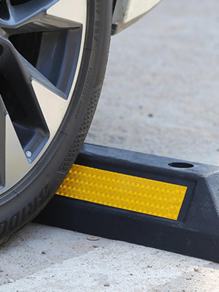 Køretøjsstopperen kraftig parkeringsstopper kantsten automatisk hjulstyringsblok til bilvognsparkeringssikkerhed