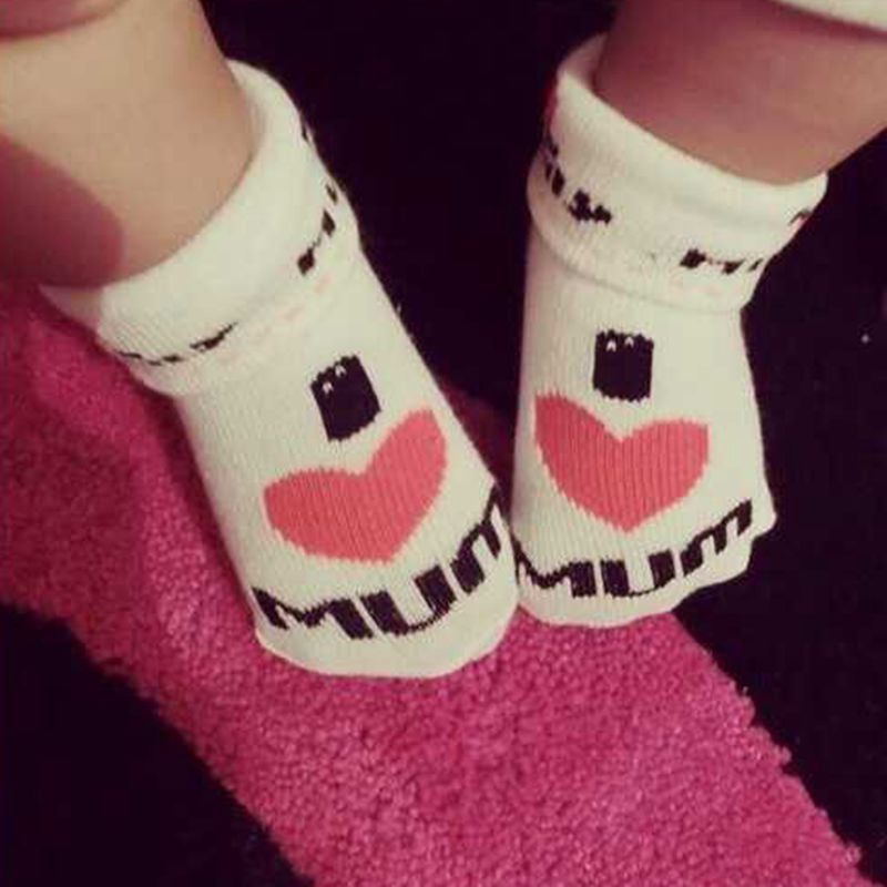 Bonitos calcetines de algodón para bebé para niñas, chicos, letras de amor, papá, amor de madre, calcetines para niños recién nacidos, calcetines para bebés, ropa de cama, calcetines para bebés