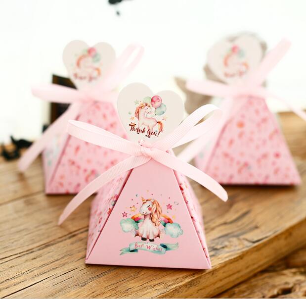 50 X Marmer Flamingo Eenhoorn Driehoekige Piramide Bruiloft Gunsten Dozen Snoep Chococlate Bomboniera Party Box Giveaways Dozen: unicorn