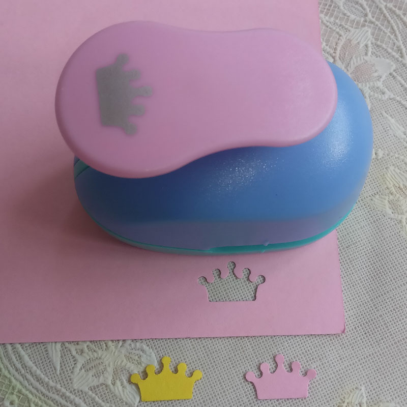3 stk (5.0cm,3.8cm,2.5cm)  krone form håndverk slag sett scrapbooking skole papir puncher eva skrog slag