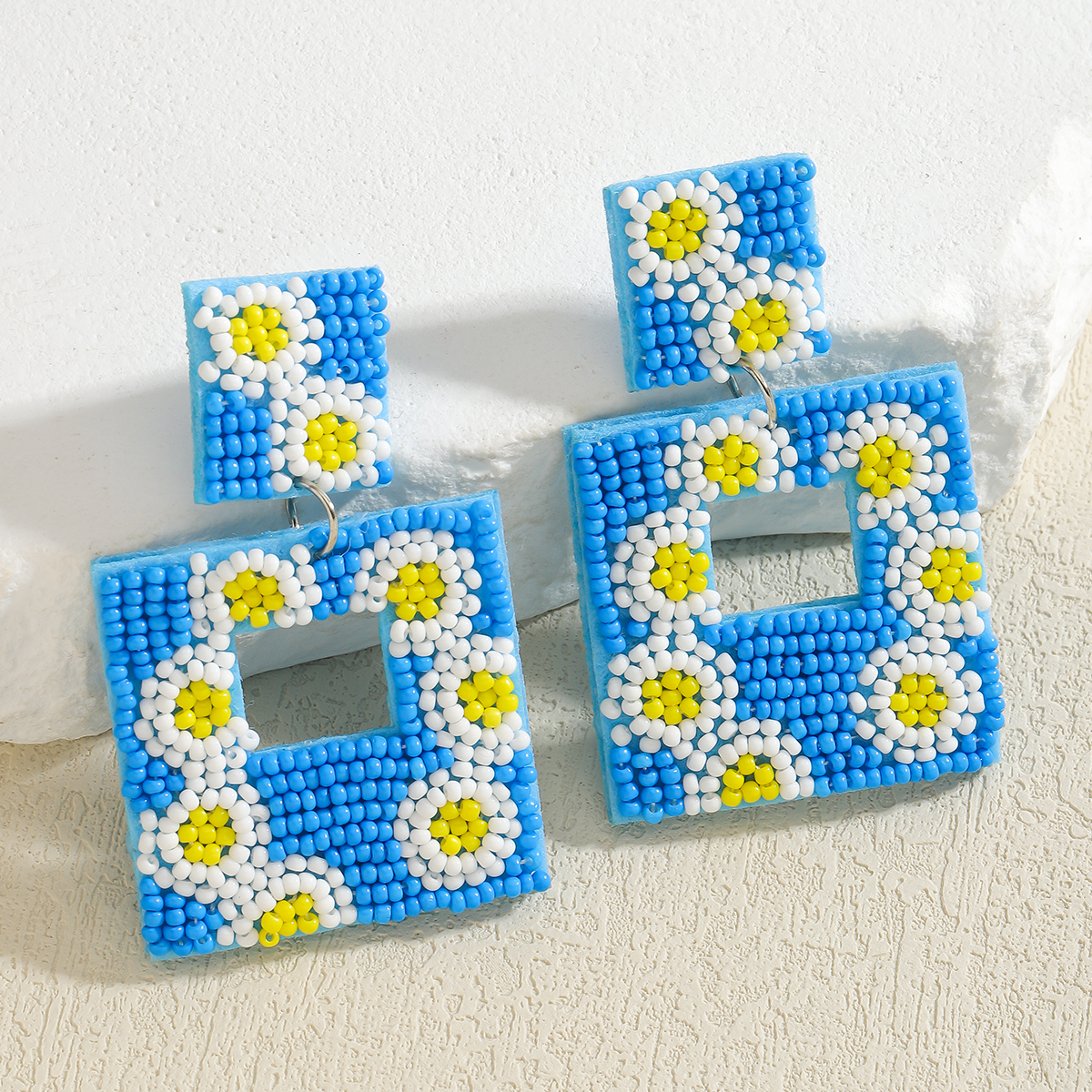 Boucles d'oreilles bohême classiques de Style mignon pour femmes, boucles d'oreilles en perles de riz faites à la main, approprié pour les rassemblements de camarades de classe des filles: orange