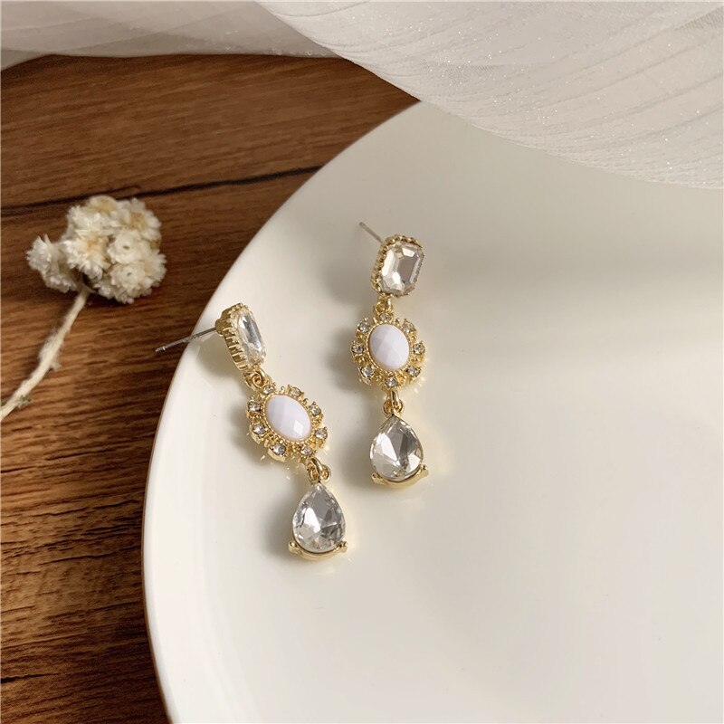Eenvoudige Cubic Zirkoon Water Clip Op Oorbellen Vrouwen Crystal Verklaring Oorbellen