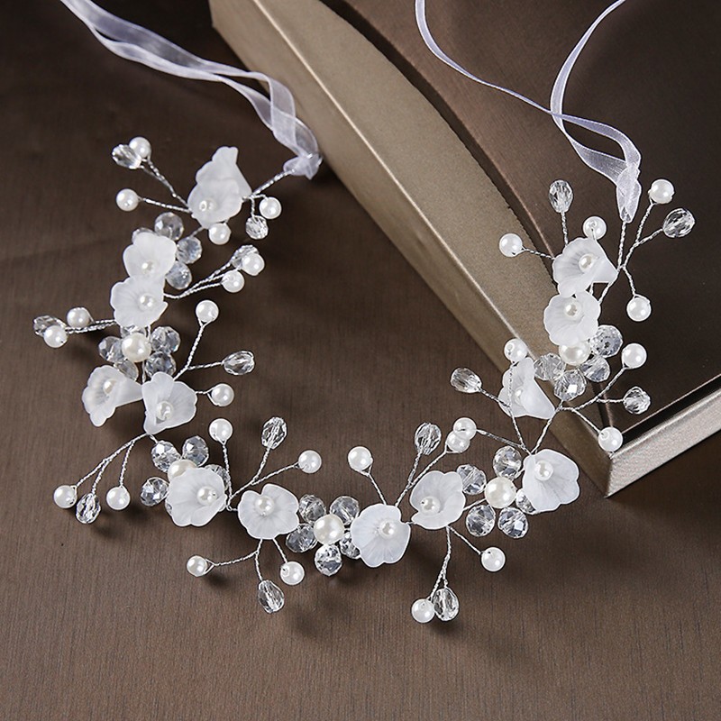 Girls Bridal Headband Imitated Pearl Crowns Girls Bridal Wedding Headband Floral Garland Romantic Flower Headband Girls: Pure Gold Color