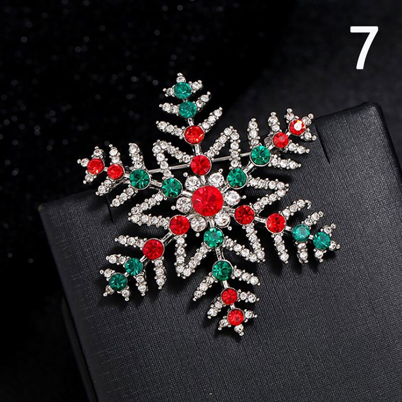 Portable Christmas Pins Wreath Ladies Brooches Lots Shape Brooch Pin: N7