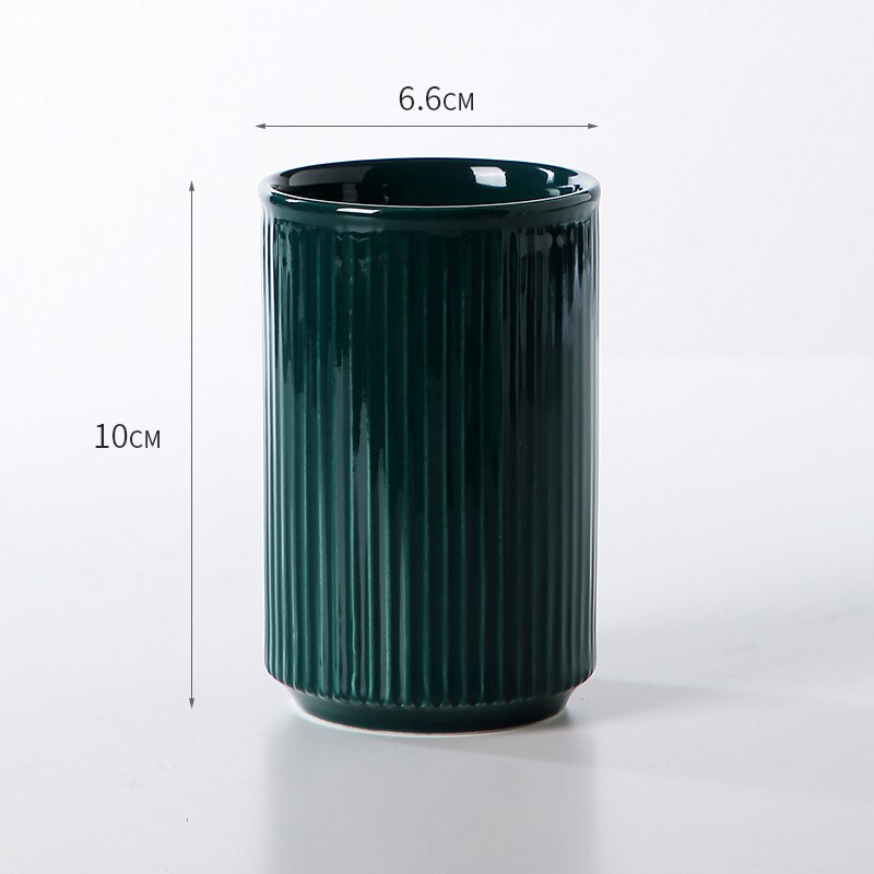 Toothbrush cup Couple gargle cup Wedding decorations Ceramic bathroom accessories Valentine's Day Family Hotel Supplies: J