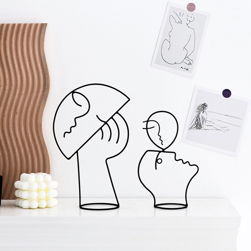 Ornements nordiques en fer forgé, Sculpture de personnage abstraite, support à bijoux d&#39;art du visage, lignes métalliques rétro, artisanat de décoration pour la maison