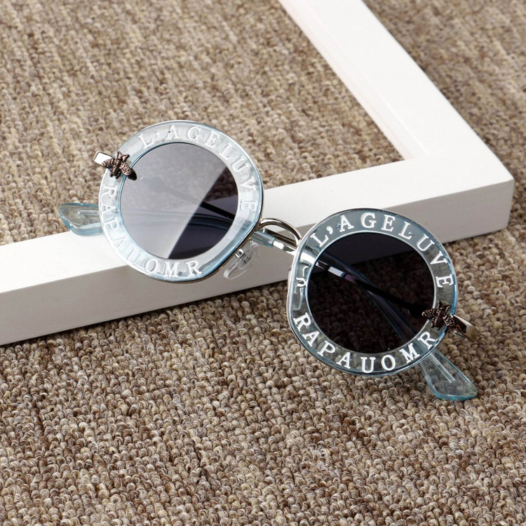 Niemowlę dzieci dziewczynki chłopcy modne okulary przeciwsłoneczne lista jednolity gorący okulary 7 kolorów: niebieski