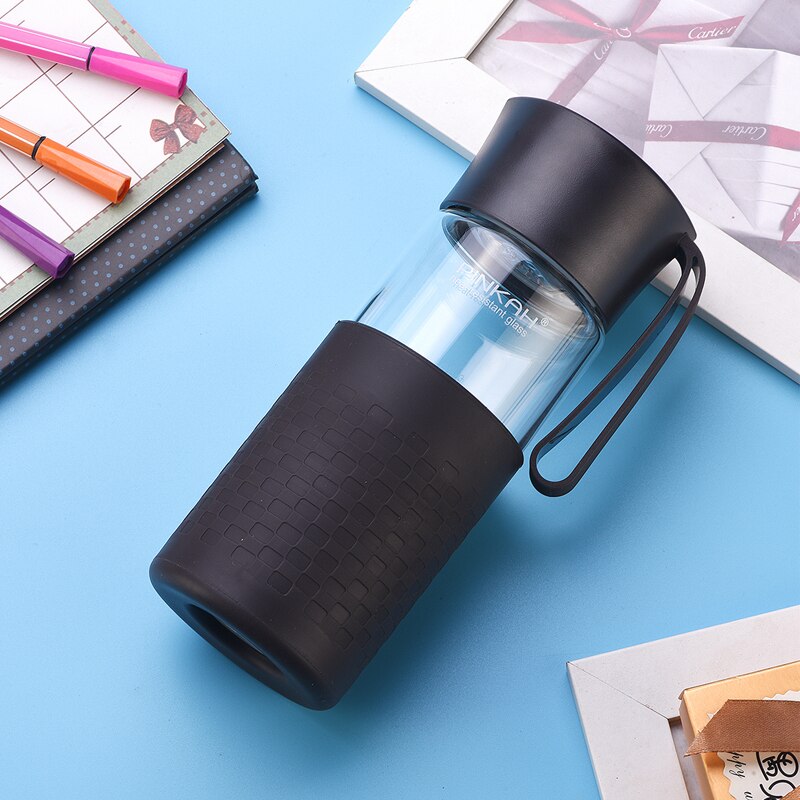 Pinkah glas vattenflaska bpa fri hög borosilikat glas tekopp läckagesäker bärbar med skyddande silikonfodral 400/500ml: Svart / 400ml
