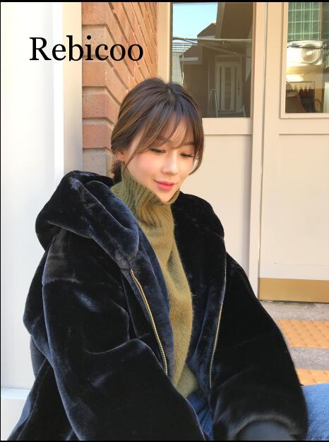 Female Winter Thick Warm Hooded Faux Fur Coat Women Fluffy Oversize Loose Parka Casual Jacket: Black / S