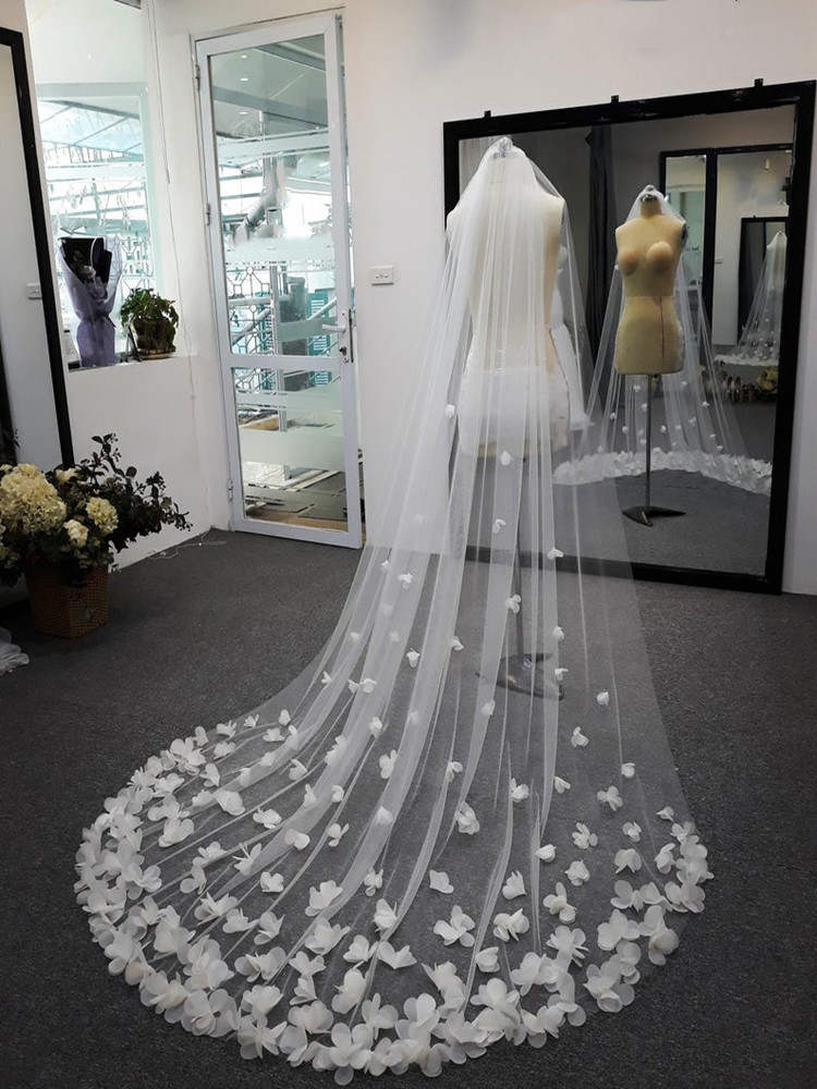 Wit Ivoor Bridal Veil Lange Kathedraal Bruiloft Sluiers 3D Bloemen Bloemen Kant Bloemblaadjes Sluier Bruid Velos De Novia Bruiloft Accessoires