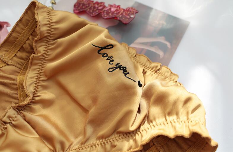 Photo M L XL Lovely Cute Lolita Kawaii Intimated Silk Good Satin Embriodery Panties Underwear Brief: Yellow / L