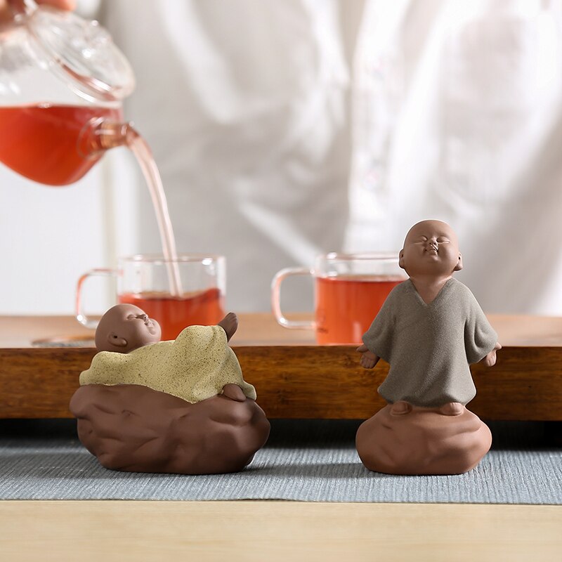 Ręcznie robiona purpurowa glina mała mnich herbata ozdoby dla zwierząt kreatywne śliczne małe początkujący zestaw herbaty herbata akcesoria zagraj w wodę Teaware rzemiosło