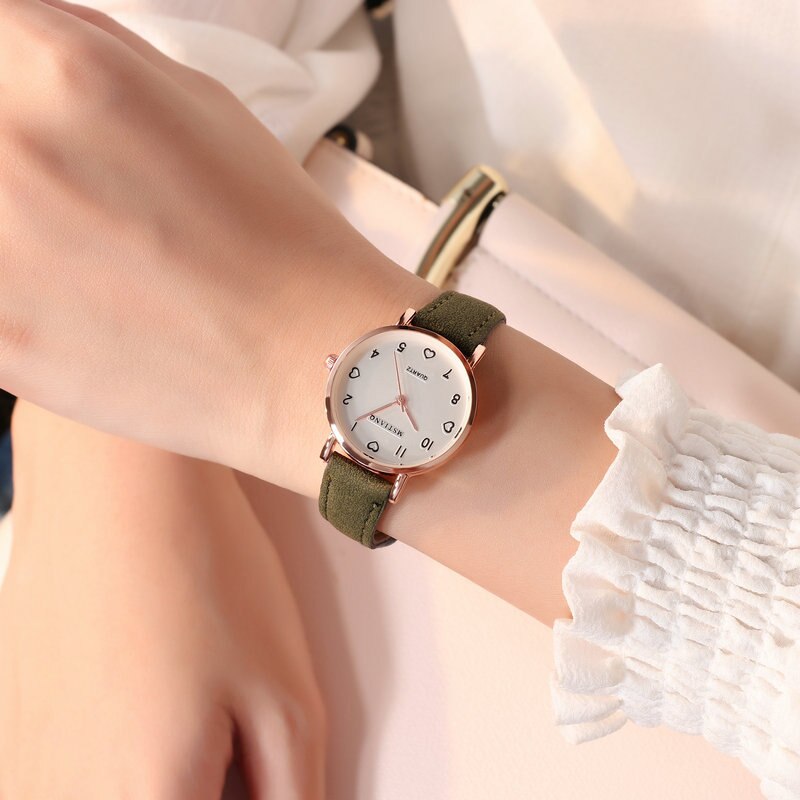 Eenvoudige Vintage Retro Dames Kleine Wijzerplaat Horloge Zoete Lederen Band Horloge Outdoor Sport Polshorloge Horloges Voor Vrouwen: Army green