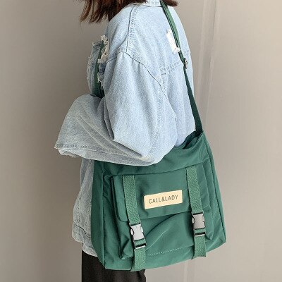 Mochila escolar de lona resistente al agua de nailon, bolso de mensajero sencillo de estilo japonés a la , bolso de cartero coreano: green