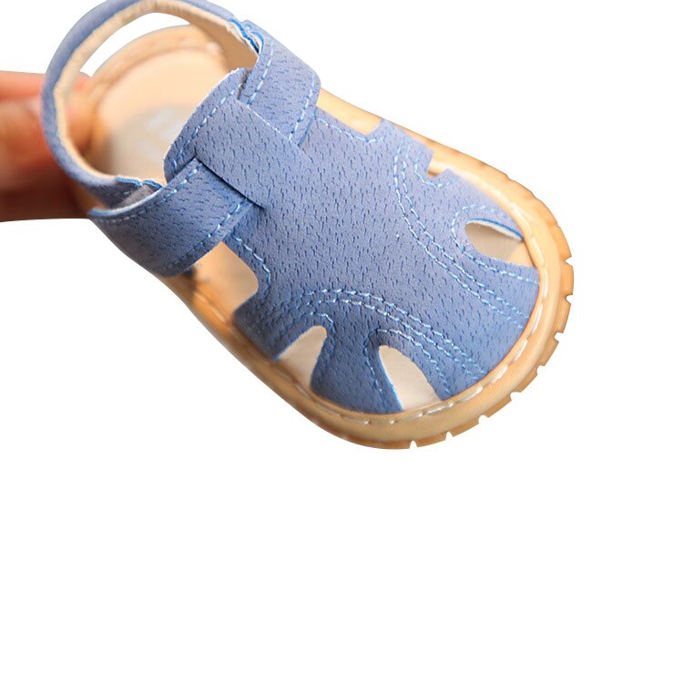 Baby sandaler spædbørn børn blød sål skridsikker lukkede sandaler 0-2 y drenge piger sommer flade knirkende sko baby first walkers