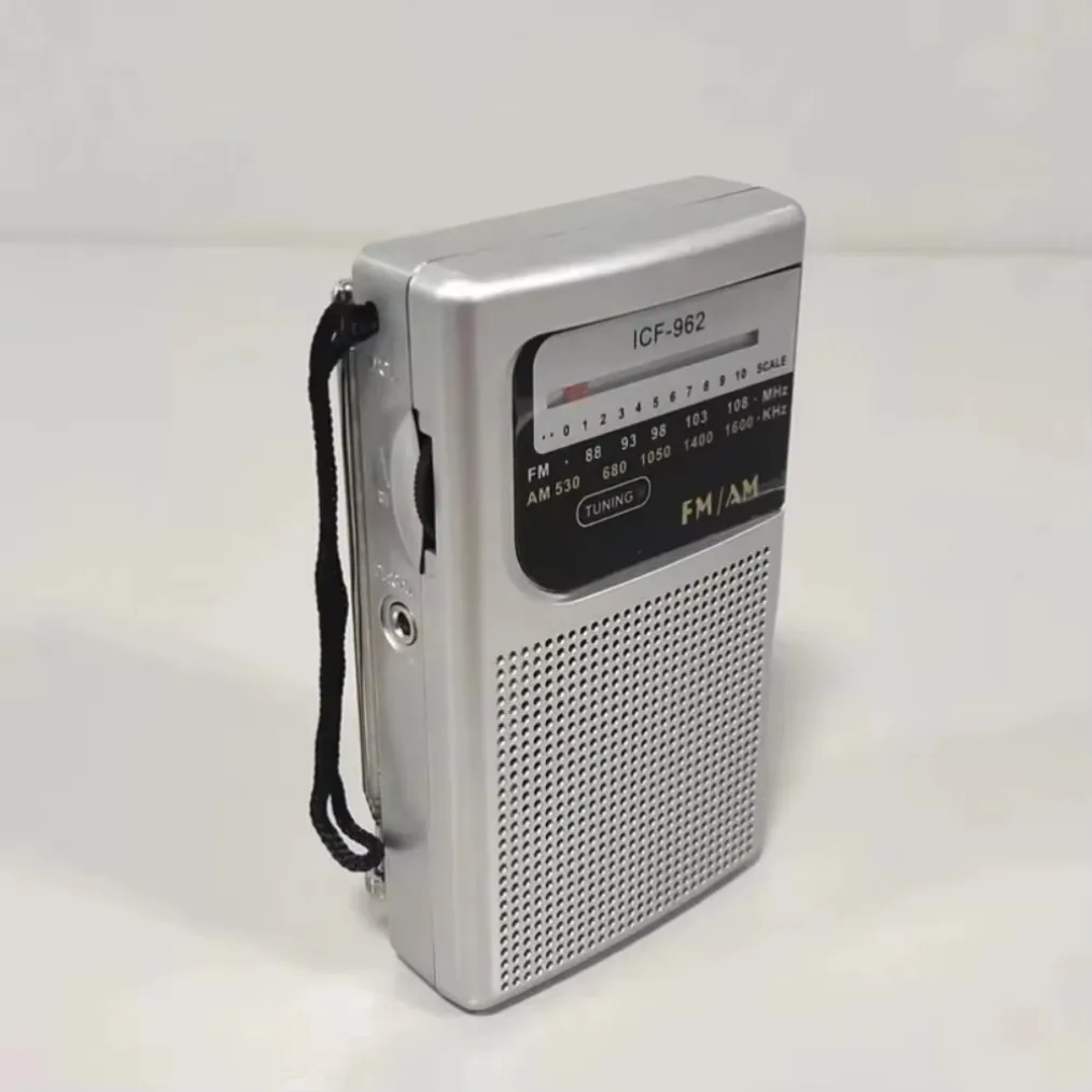 ICF-962 AM FM Radios de bolsillo portátiles 3,5 mm AUX Mini Walkman 2 pilas AA Radio estéreo al aire libre para caminar senderismo Camping