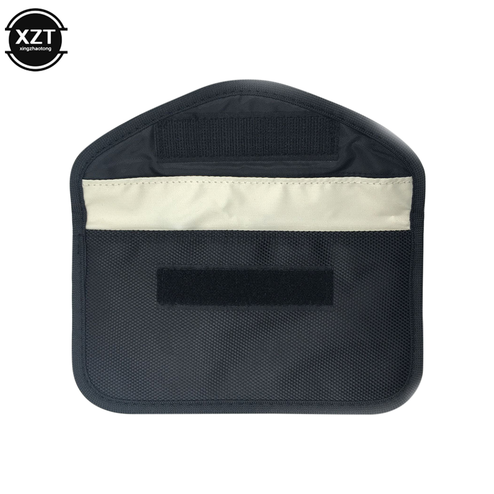 Portable Car Key Signal Blocker Case Faraday Cage Fob Pouch Keyless RFID Blocking Bag RFID Card Protector Car Accessories