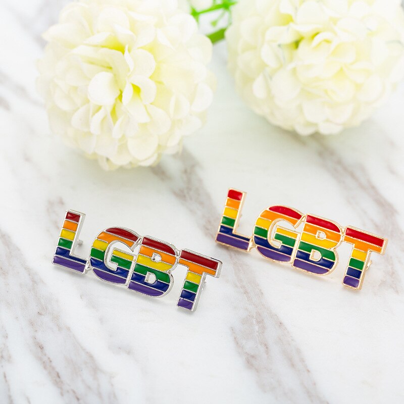 1Stck LGBT Stolz Regenbogen Herz Tasten Geschmack Abzeichen Homosexuell Lesben Symbol Stift Liebe Ist Gleich DIY Bekleidung NäHenne Zubehör