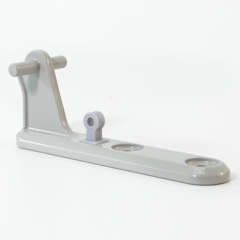 Refrigerator door hinge door shaft