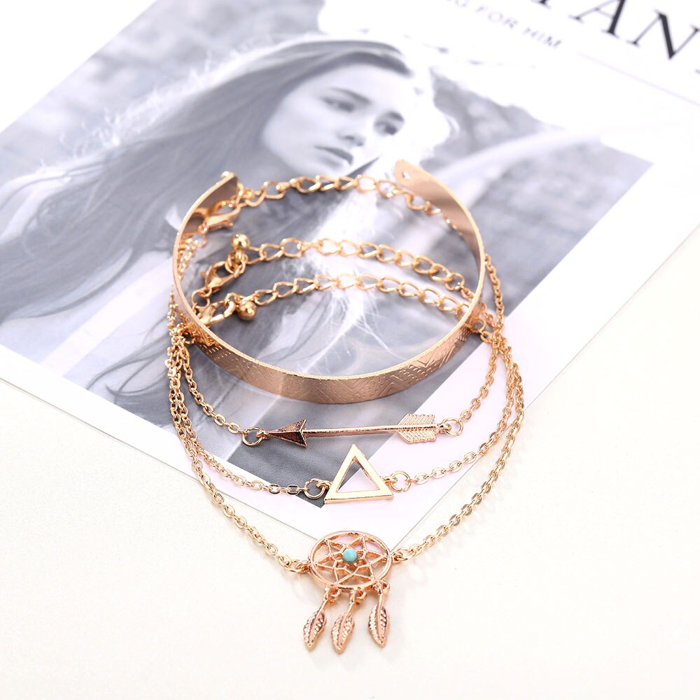 VOVA Classico 4 pz/impostato Donna Bracciali Braccialetti Delle Donne Triangolo Freccia Riprese di Strada di Modo Nuovo