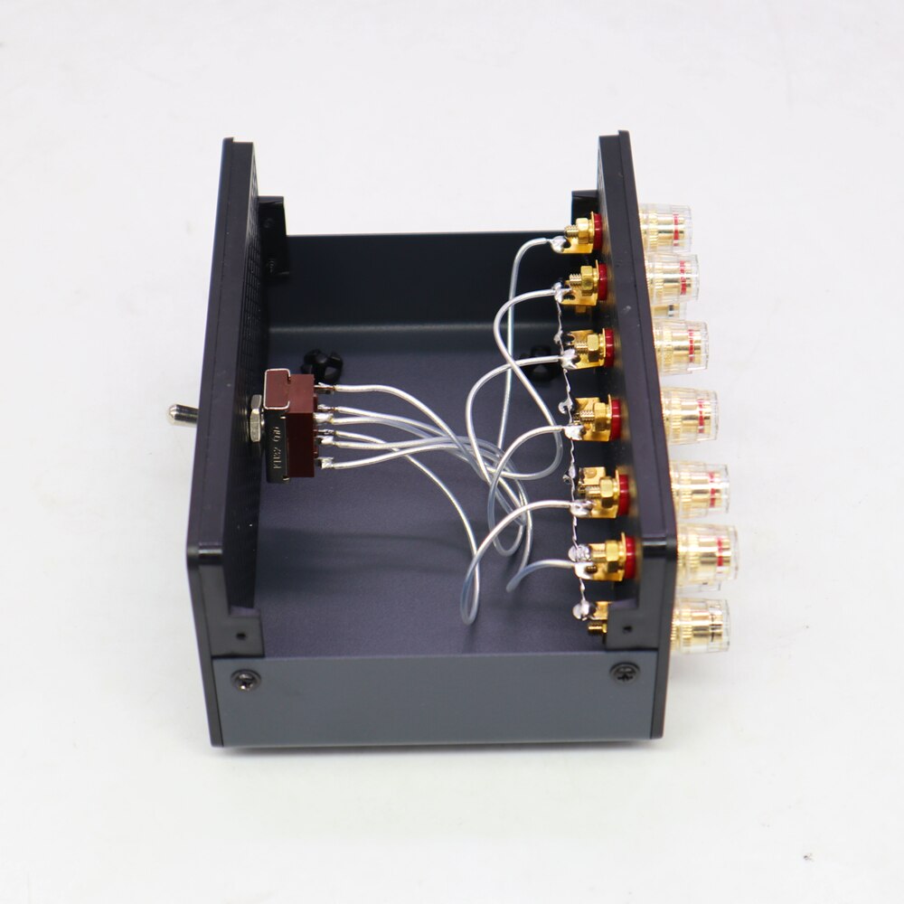 XLR22 Audio Versterker 2 Ingang 1 Uitgang/1 In 2 Out 2 Audio Switcher Versterker Luidspreker Schakelaar Converter Out selector