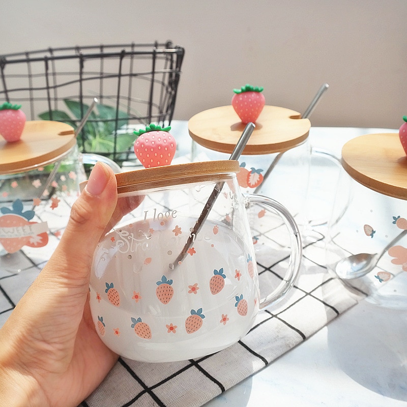 Cute Water Glass Transparent Mug Drinking Glasses with Handgrip 3d Lid Cartoon Strawberry 450ml Borosilicate Cup Juice Drinkware
