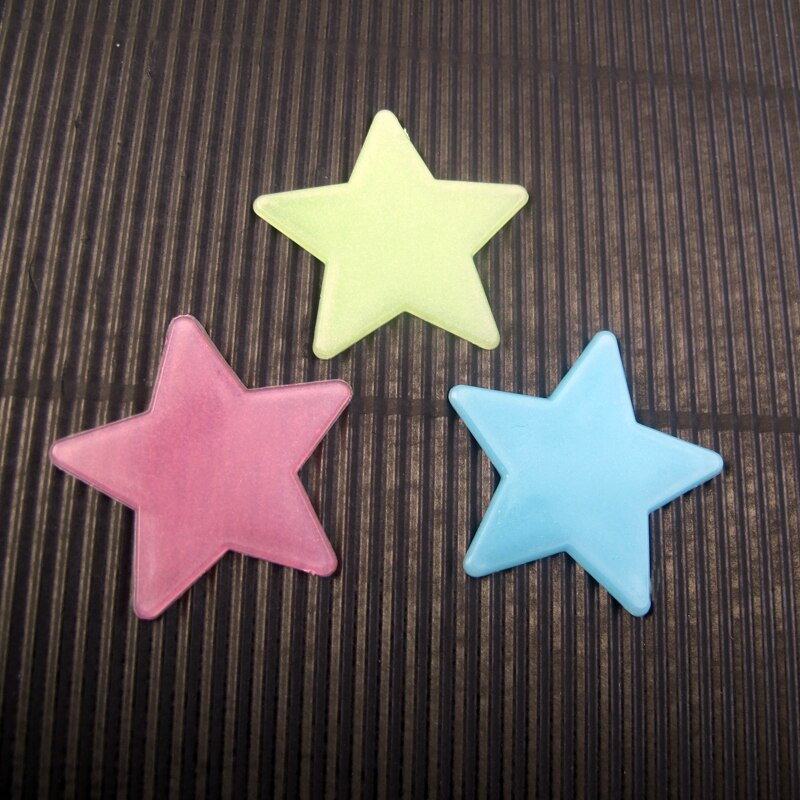 50 stuks/zak 4.2cm kleurrijke lichtgevende glow in the dark sterren muursticker voor kinderen babykamers fluorescerende stickers groter