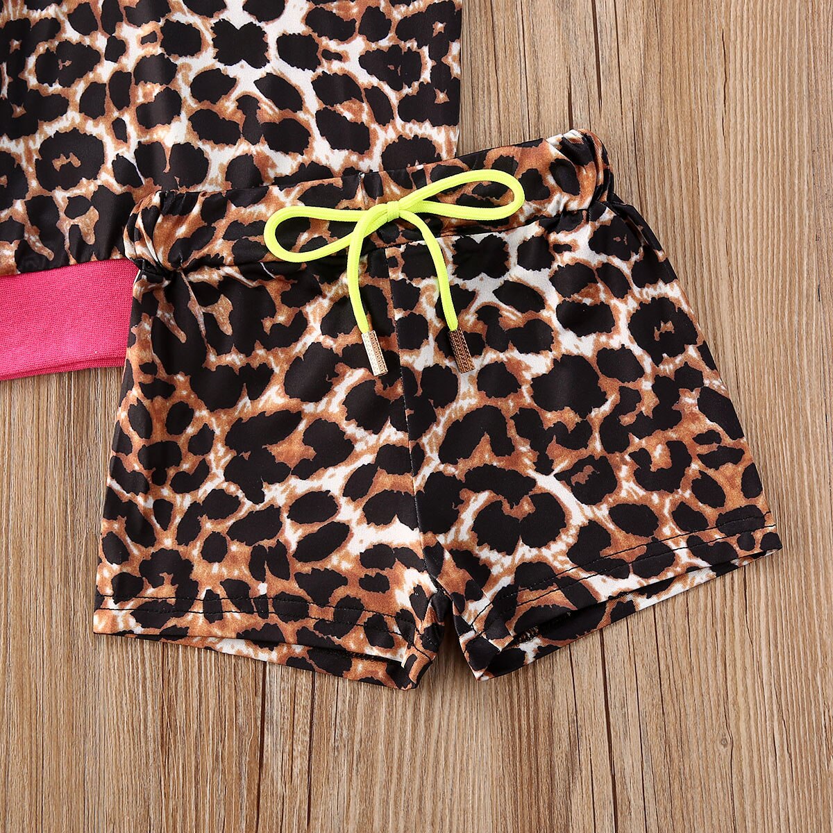 Sommer småbarn barn baby jenter klessett leopardprint kortermede t-skjorter topper+shorts 2 stk