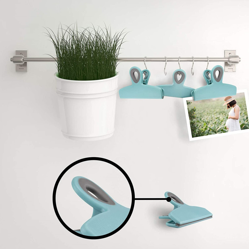 Set of 8 Pieces Large Heavy Duty Bag Clips Chip Bag Clips Large Food Clips forFood Storage with Air Tight Seal Kitchen Accessory