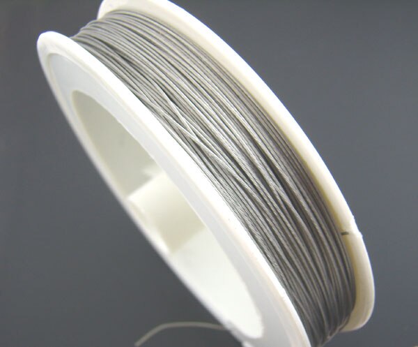 Doreenbeads 1 rull 50m sølvfarget tigerhale beading metalltråd ståltråd til gjør-det-selv-smykker å finne tilbehør 0.30-0.45mm: 0.45mm