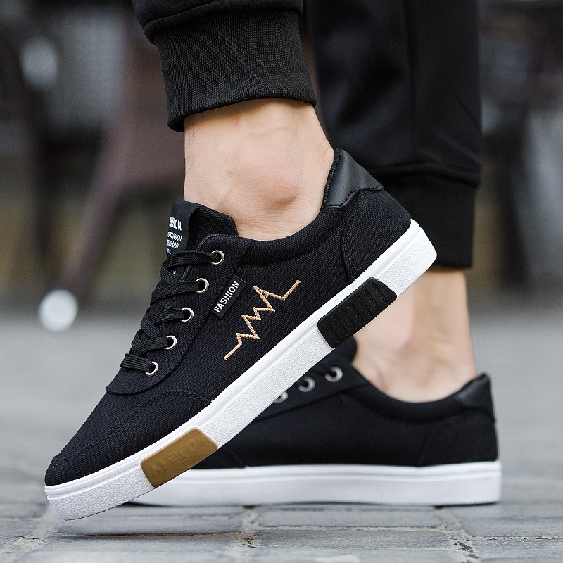 Herrskor vår sommar canvas skor herr sneakers low top svarta skor herr fritidsskor manligt märke sneakers: Guld- / 40