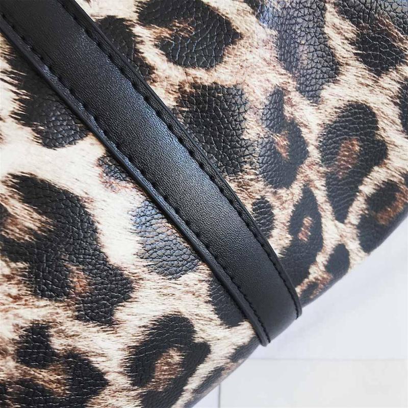 Leopard weekender duffle bag lett vanntett travel duffle bag sammenleggbar reisetaske