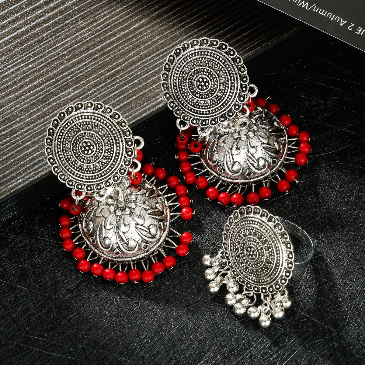 Dam & #39 ;s klassiska silverfärgade pärlörhänge/ringset bijoux bröllopssmycken galgar bohemia röda pärlor jhumka örhängen galgar